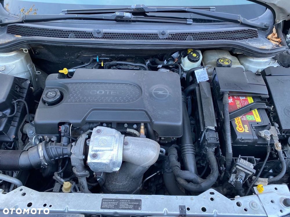 Opel Astra 1.3 CDTI DPF EcoFLEX Start/Stop Design Edition - 12