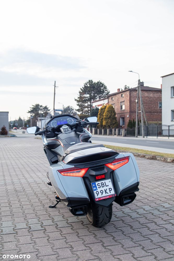 Honda GL - 4