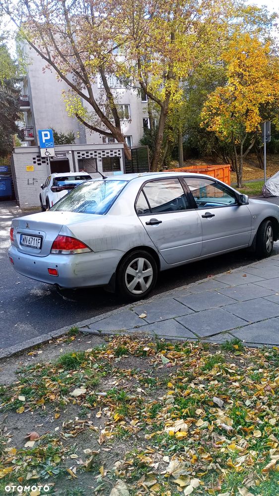 Mitsubishi Lancer 1.6 Invite - 7