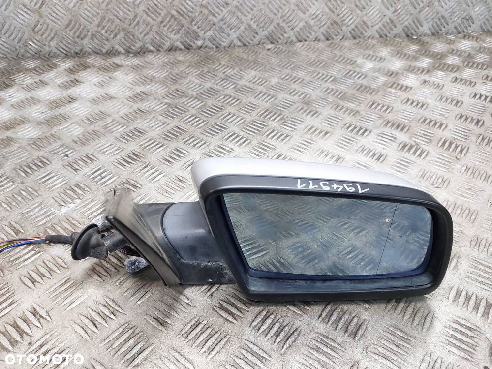 LUSTERKO PRAWE BMW E60 E61 354/7 TITANSILBER 9 PIN (5 PIN + 4 PIN) EU - 7