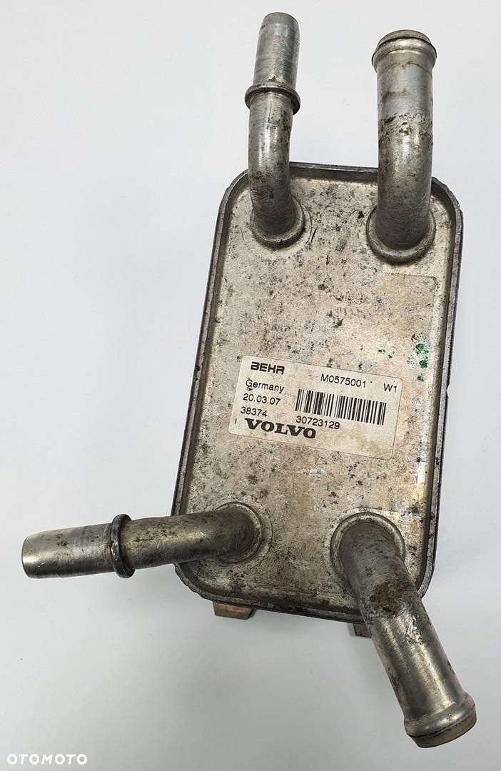 CHŁODNICZKA OLEJU OLEJOWA VOLVO C70 II 2.4 D5 30723129 - 1