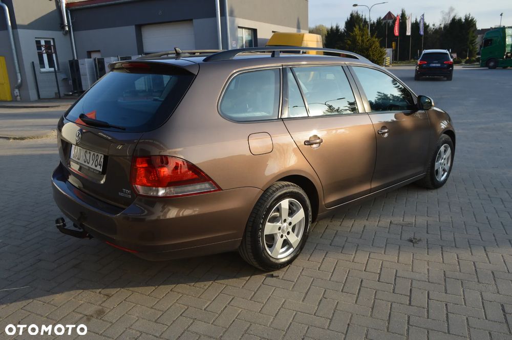 Volkswagen Golf 1.6 TDI DPF BlueMotion Technology Comfortline - 9