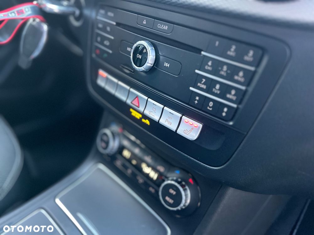 Mercedes-Benz Klasa B - 30