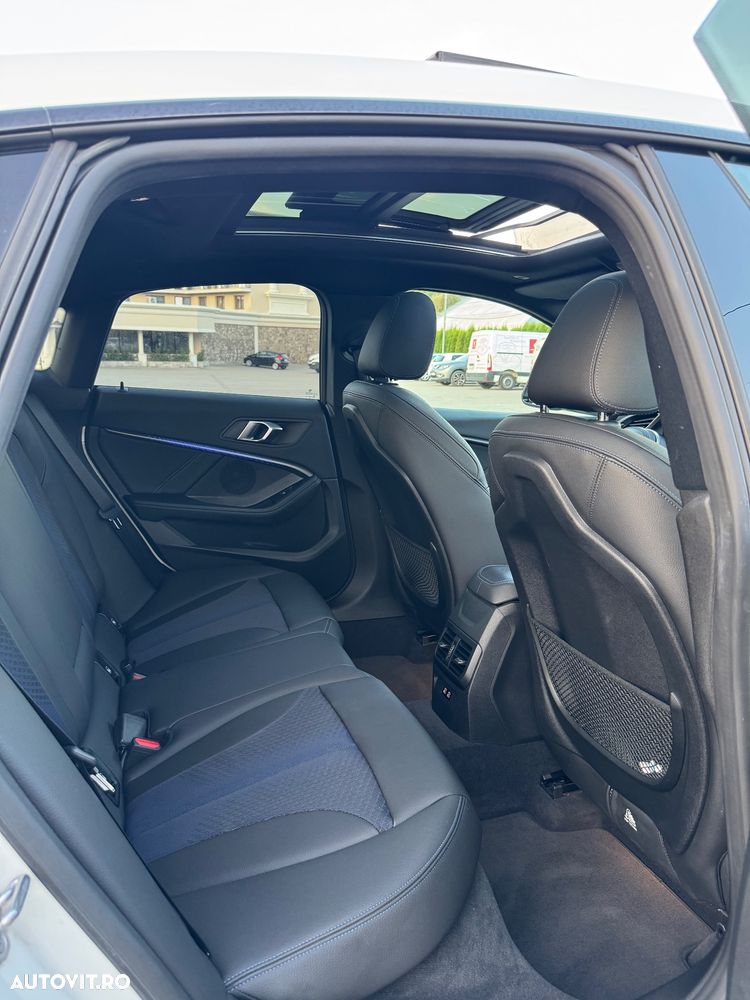 BMW Seria 2 220d AT M Sport - 11