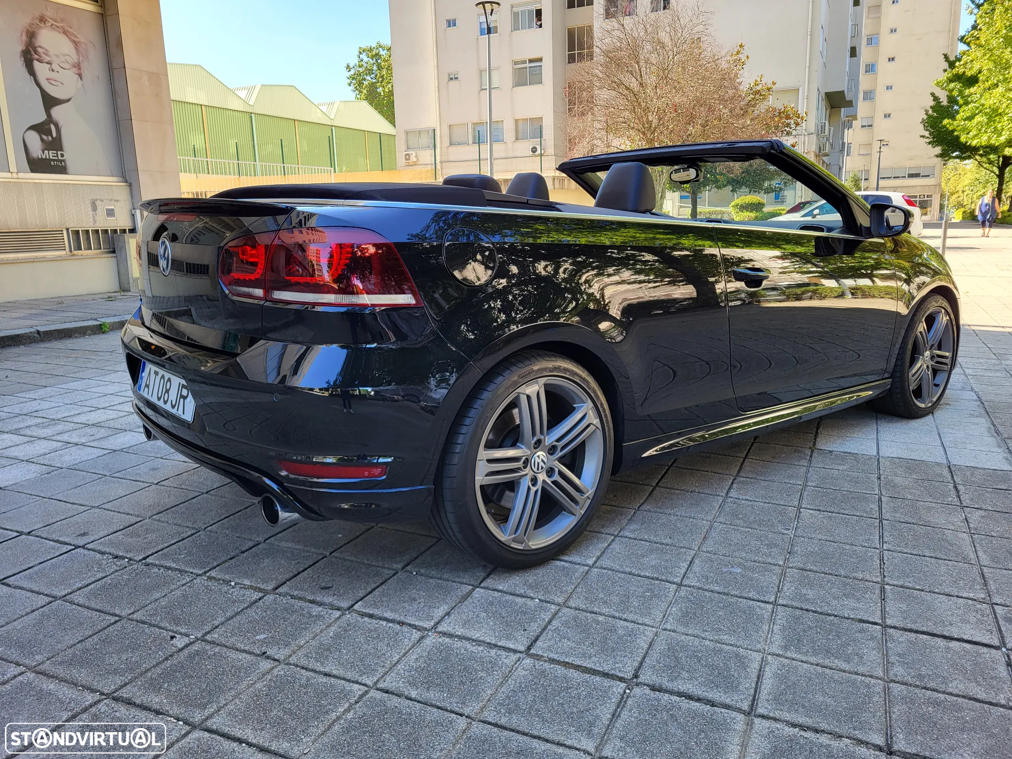 VW Golf Cabriolet R DSG - 16