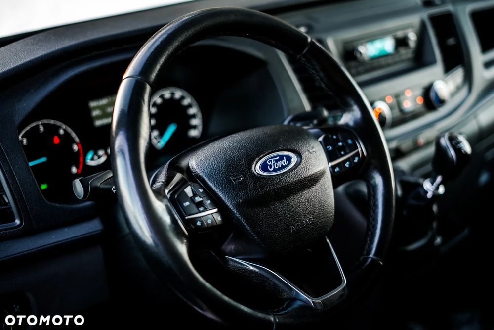 Ford Transit - 8