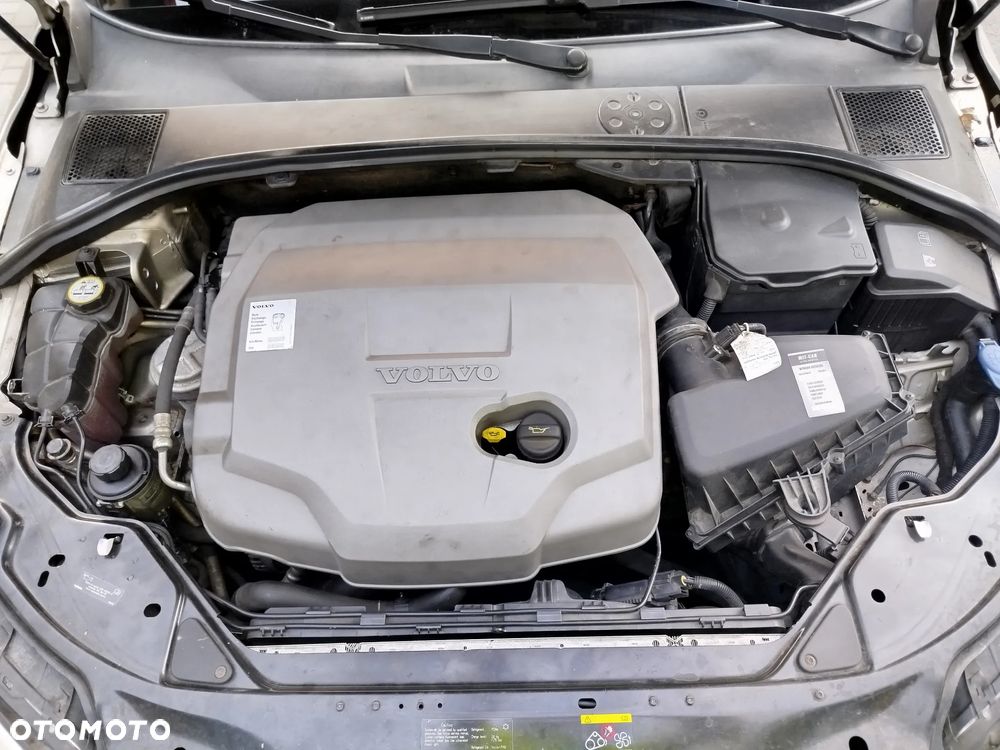 Volvo V70 2.0D Momentum - 23