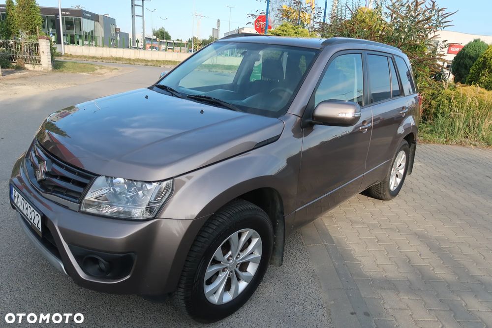 Suzuki Grand Vitara 2.4 Comfort - 12
