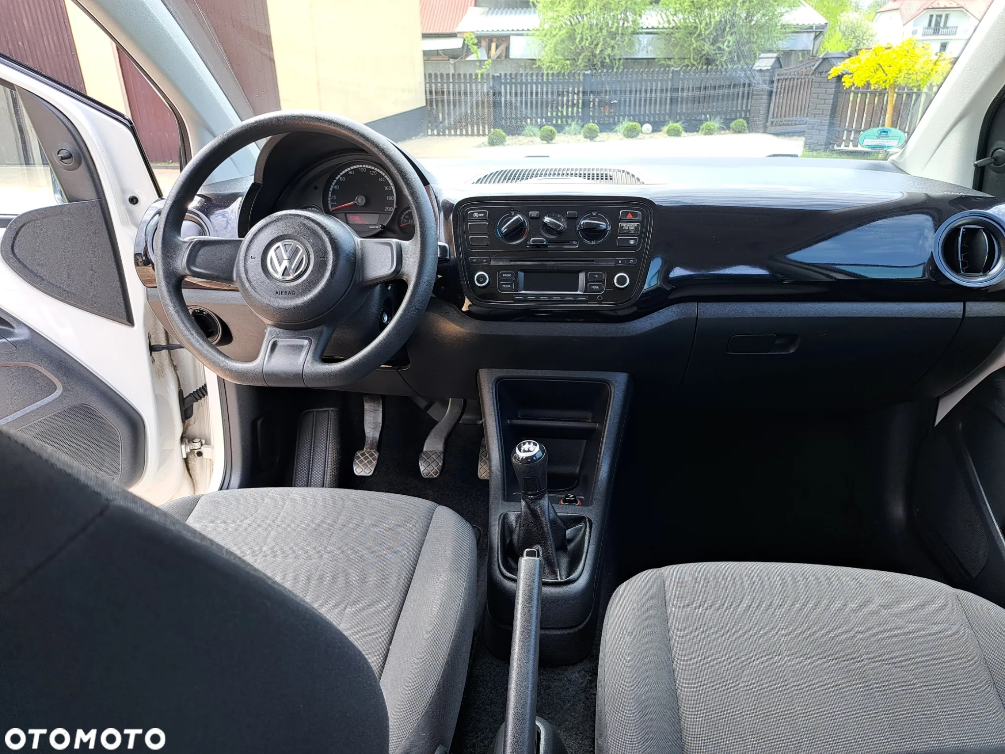 Volkswagen up! white style - 14