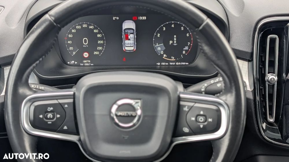 Volvo XC 40 T5 AWD Momentum Pro - 8