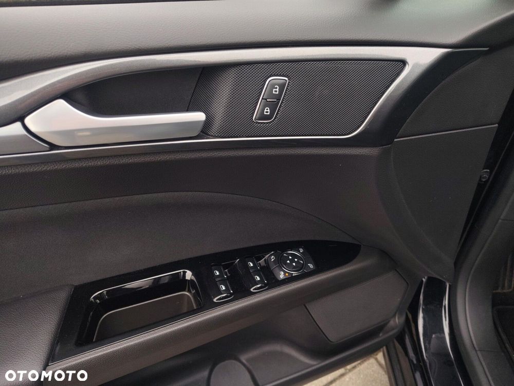 Ford Mondeo 2.0 EcoBlue Titanium - 17