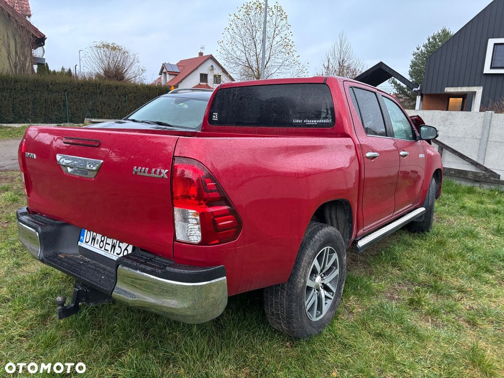 Toyota Hilux - 2