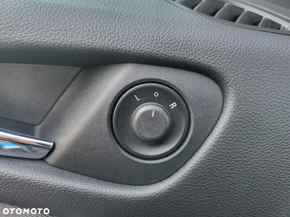 Opel Zafira - 31