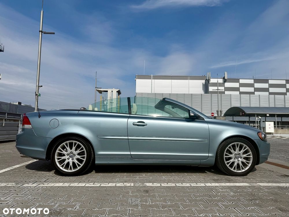 Volvo C70 D5 Summum - 1