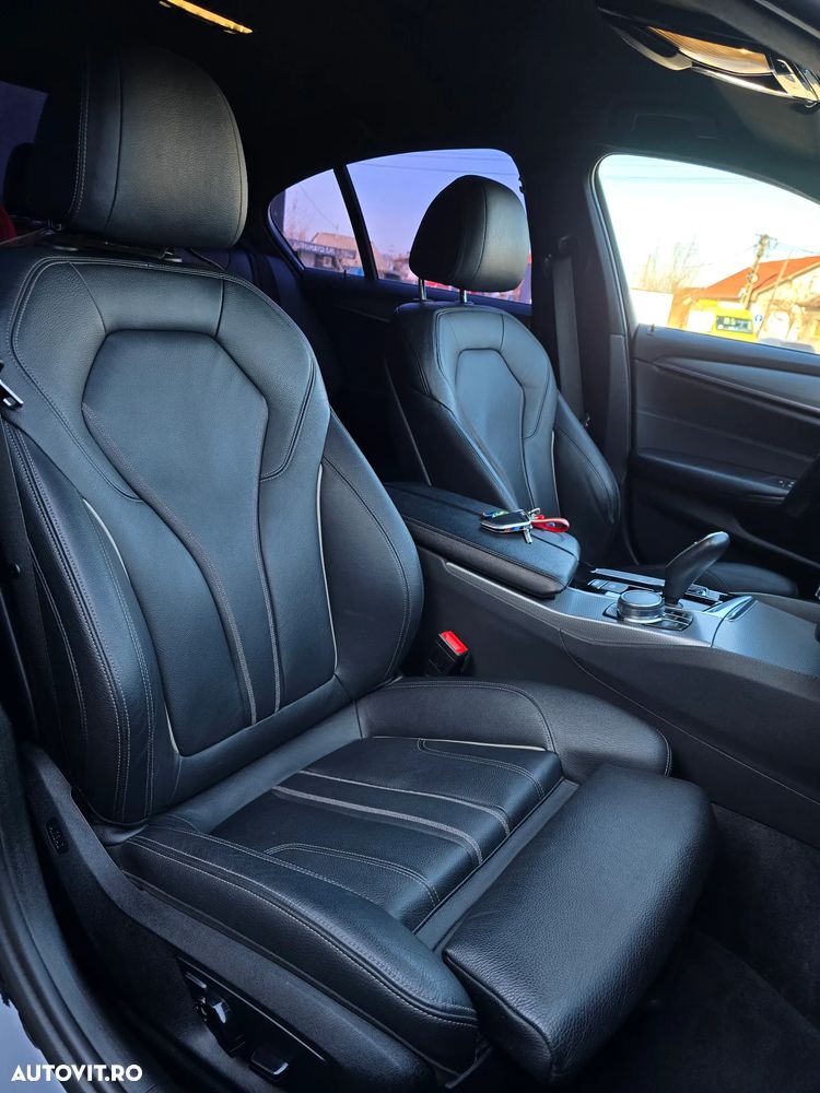 BMW Seria 5 520d xDrive AT - 14