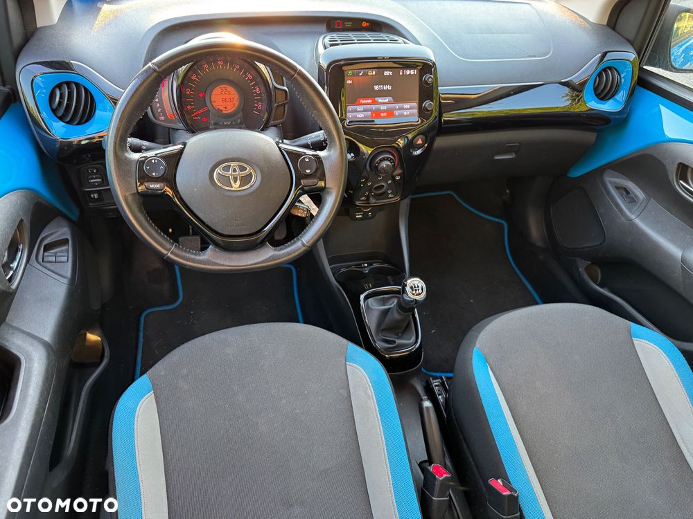 Toyota Aygo x-play Edition-S - 19