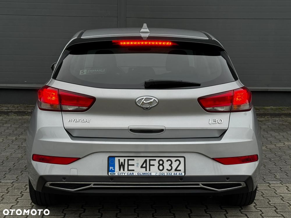 Hyundai i30 1.5 DPI Smart - 8