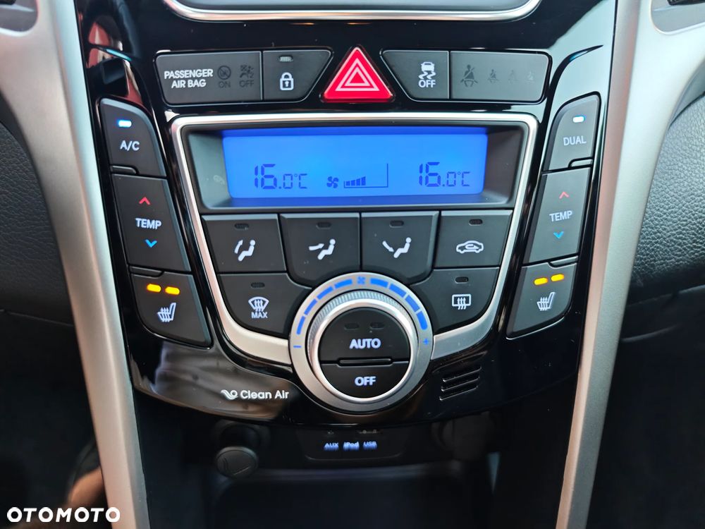 Hyundai i30 1.6 CRDI Trend - 17