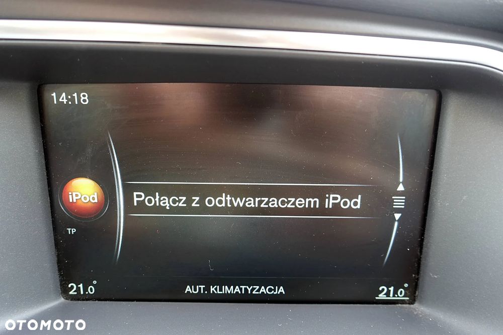 Volvo V40 D2 Momentum - 22