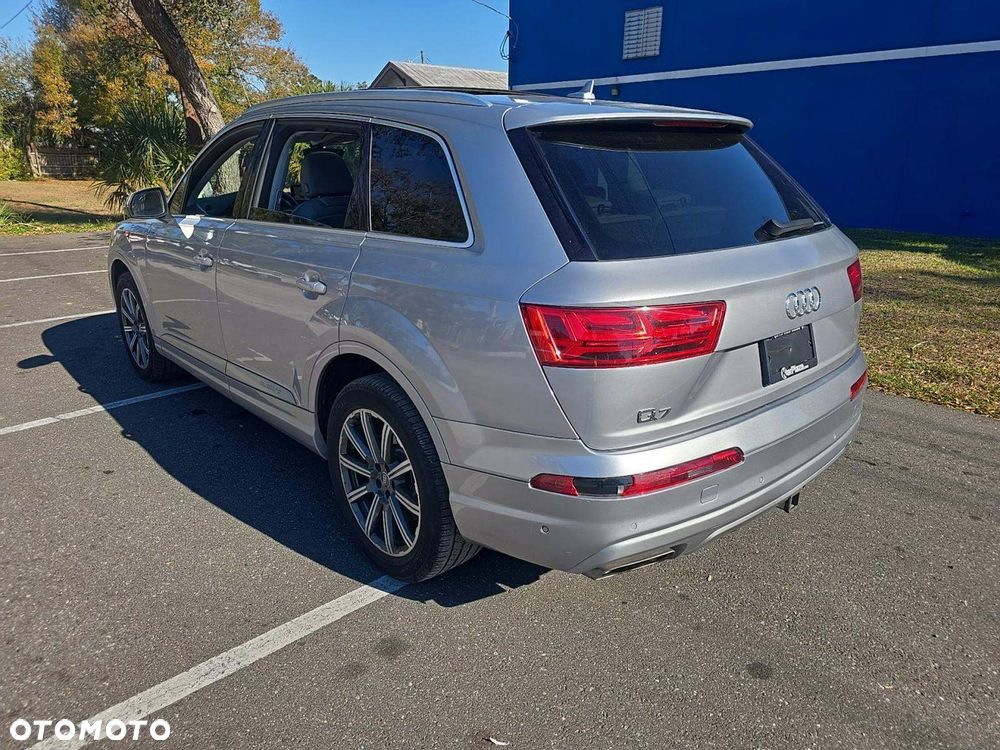 Audi Q7 3.0 TFSI Quattro Tiptronic - 6