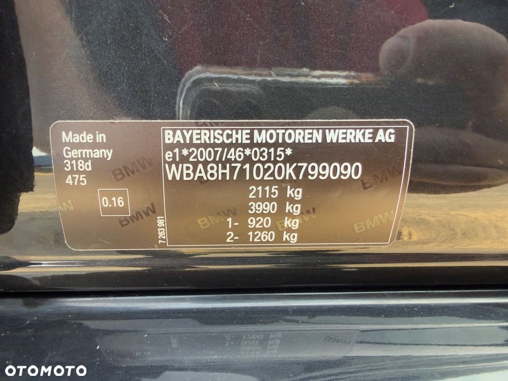 BMW Seria 3 318d Edition M Sport Shadow - 33