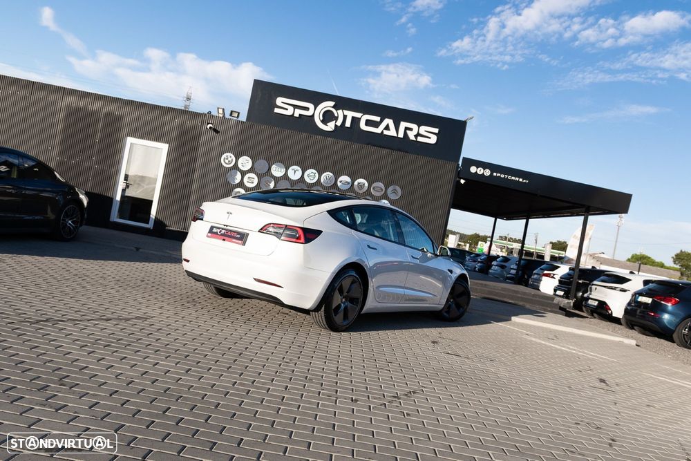 Tesla Model 3 RWD - 10