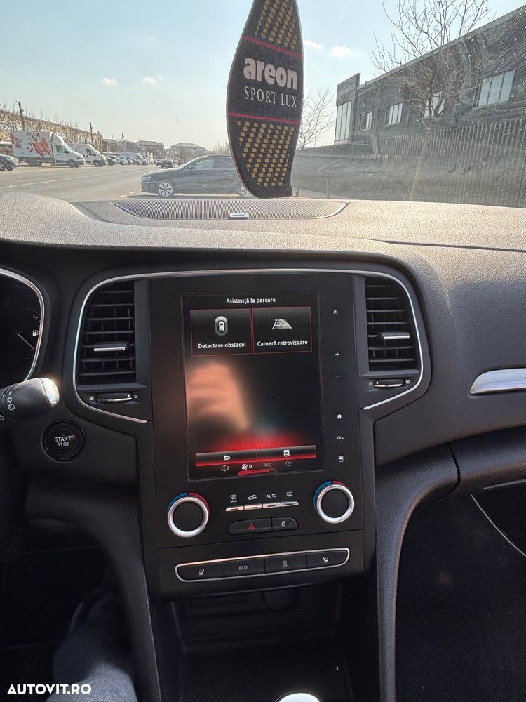 Renault Megane ENERGY TCe 130 BOSE EDITION - 15