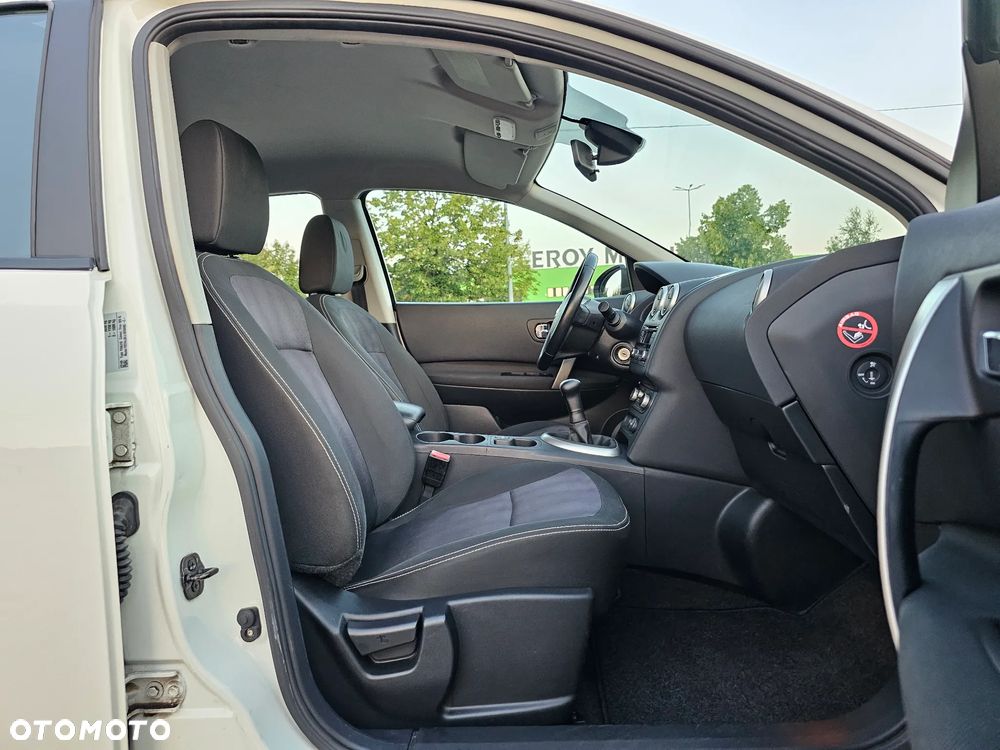 Nissan Qashqai 1.6 acenta - 17