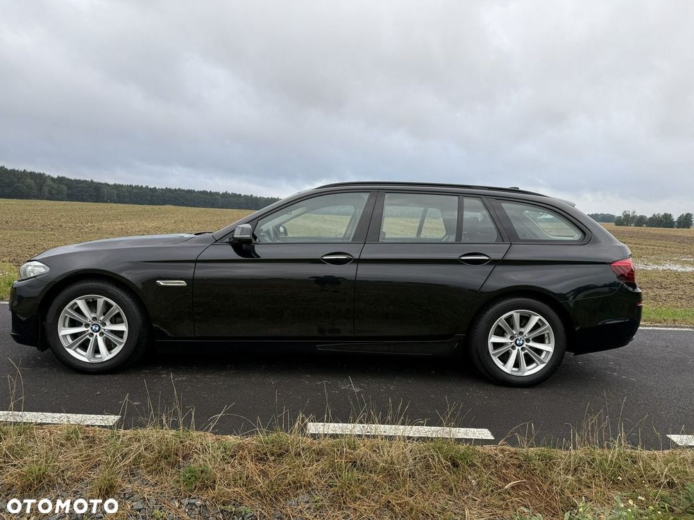 BMW Seria 5 530d Sport-Aut - 33