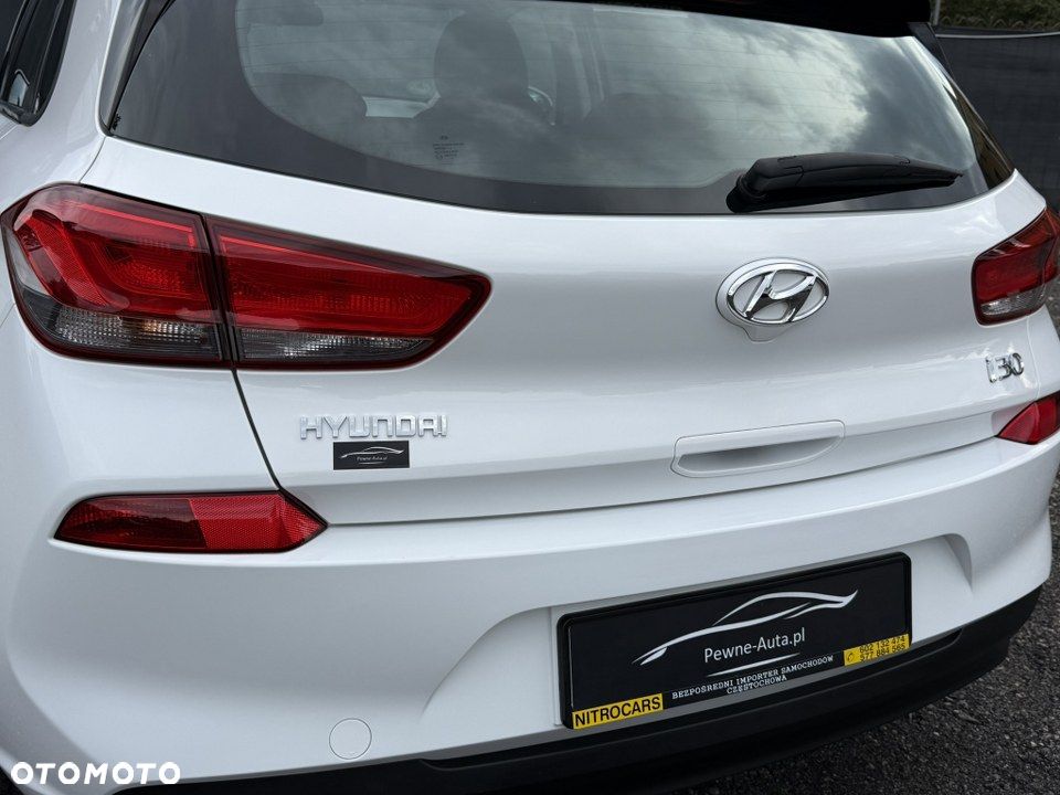 Hyundai i30 1.4 Passion Plus - 11