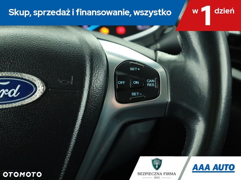 Ford EcoSport - 17