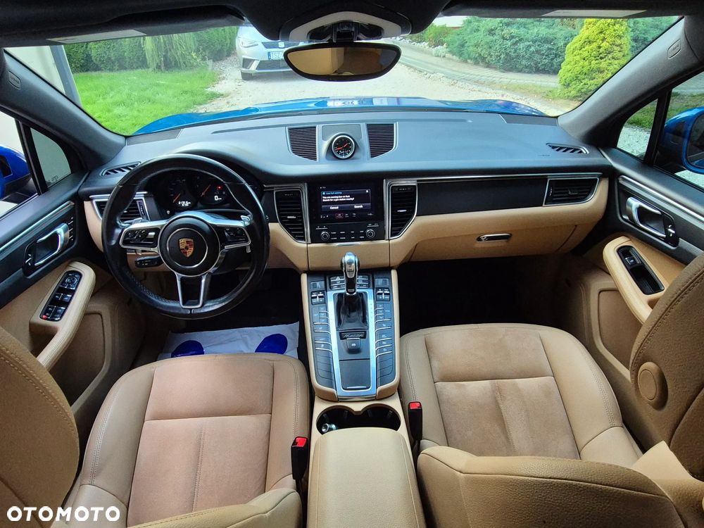 Porsche Macan - 12