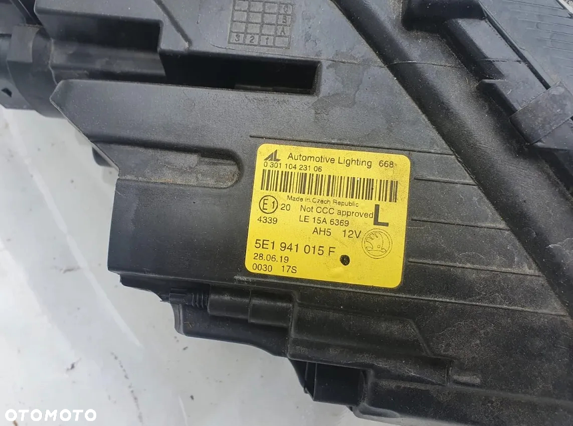 Skoda Octavia 3 III lift lampa przednia lewa Full LED 5E1941015F - 3