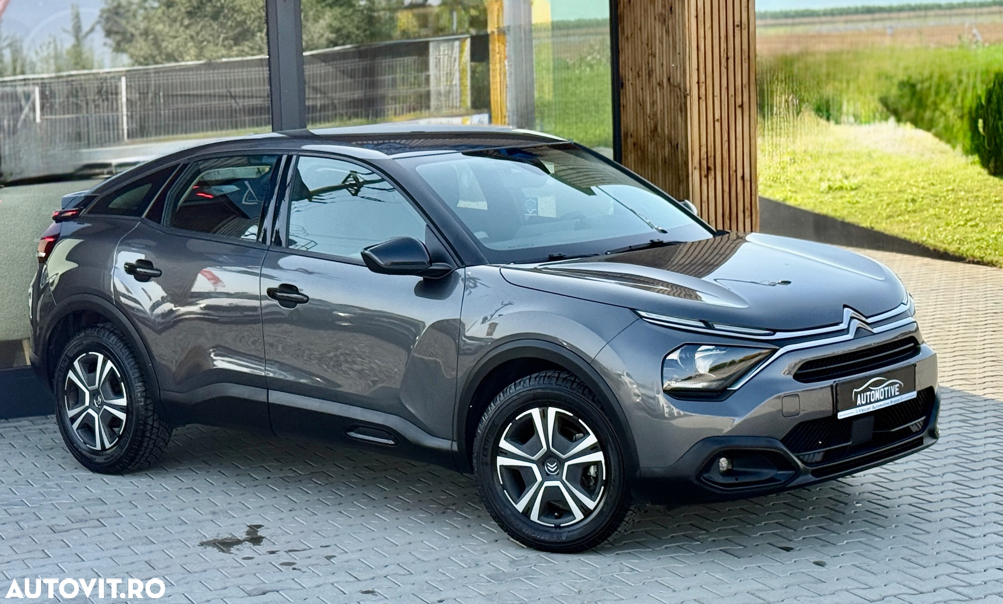 Citroën C4 PureTech 100 Stop&Start LIVE PACK - 2