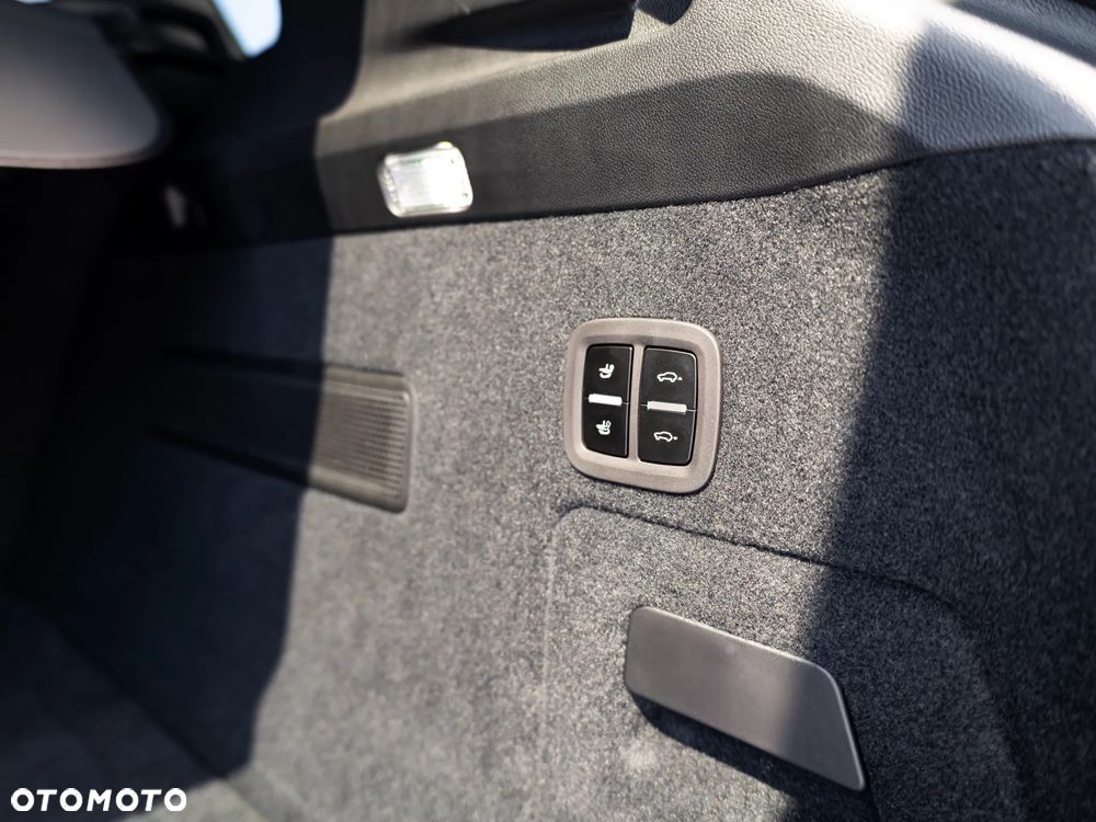 Porsche Cayenne E-Hybrid PHEV Black Edition - 7