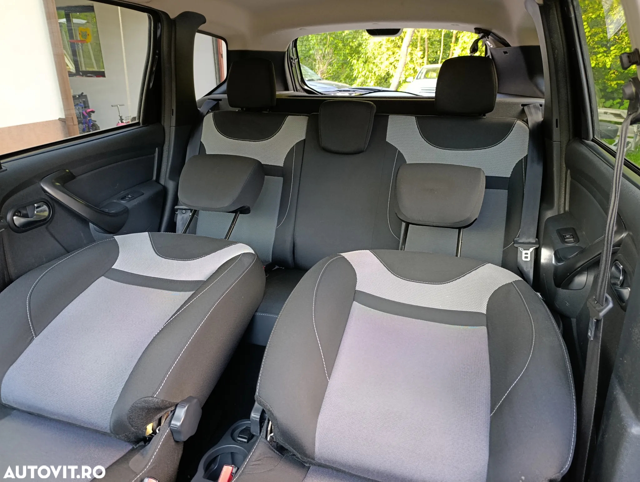 Dacia Duster 1.2 TCe Prestige jante 16" - 7
