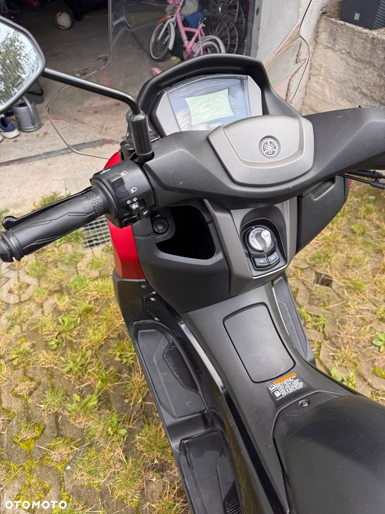 Yamaha NMAX - 5