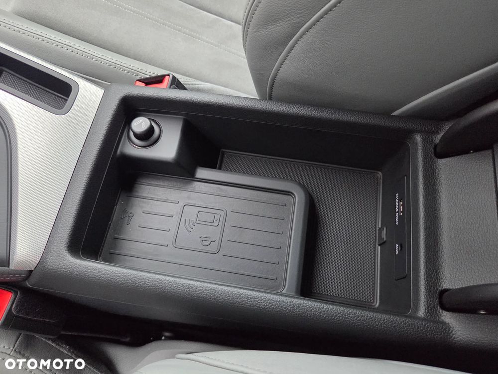 Audi A4 Avant 2.0 TDI ultra S tronic - 39