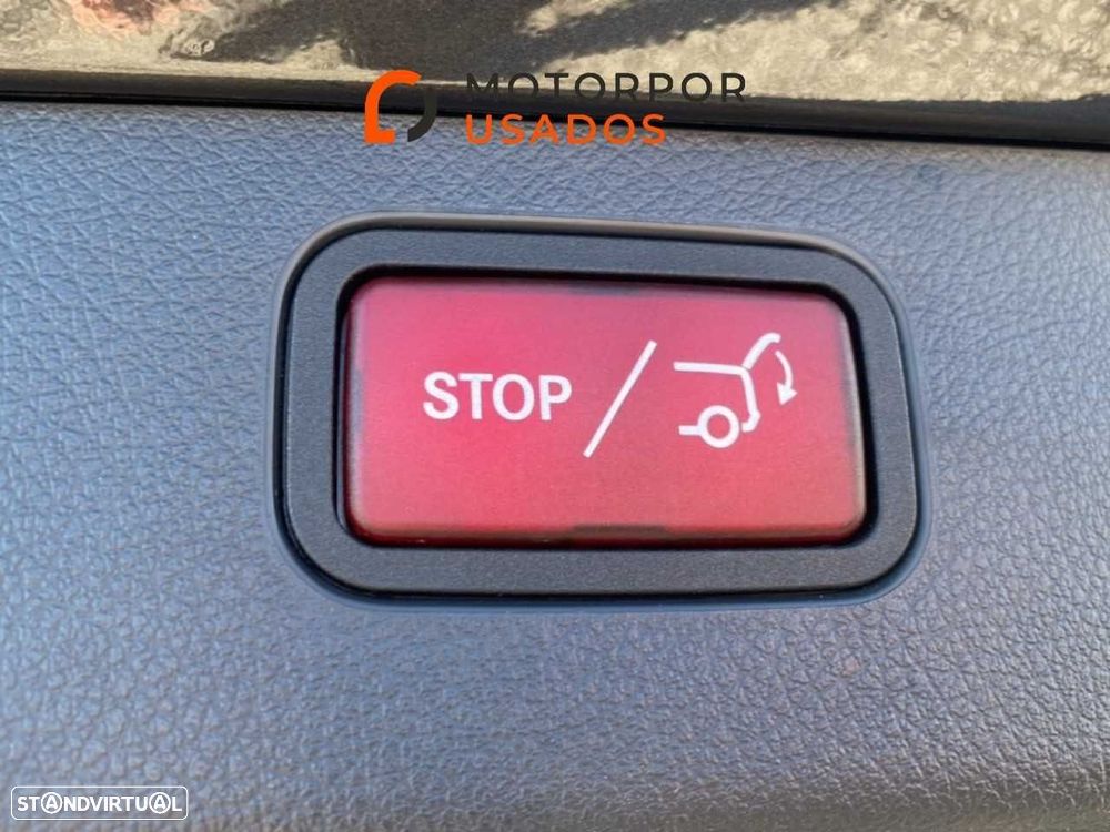 Mercedes-Benz C 300 d AMG Line - 18