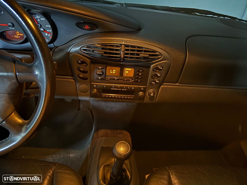 Porsche Boxster 2.5 Sport - 12