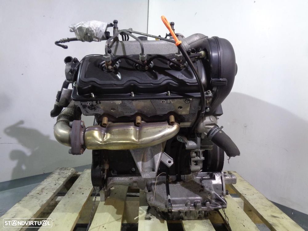 MOTOR COMPLETO AUDI A4 AVANT 2004 - 8