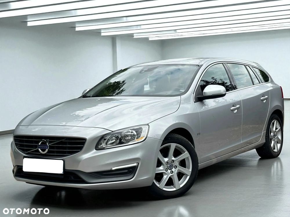 Volvo V60 T3 Momentum - 5