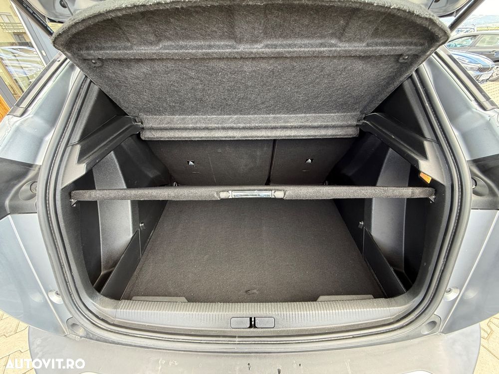 Peugeot 2008 PureTech 130 EAT8 Allure Pack - 23