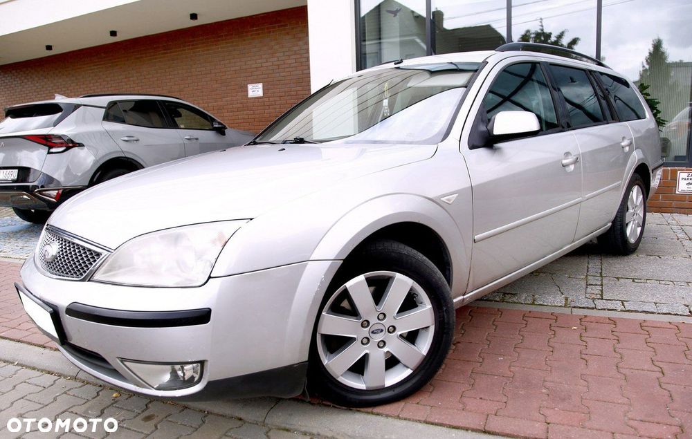 Ford Mondeo 2.0 TDCi Ghia - 19