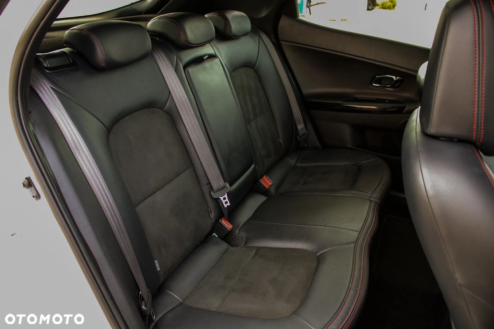 Kia Ceed 1.6 T-GDI GT-Track - 23
