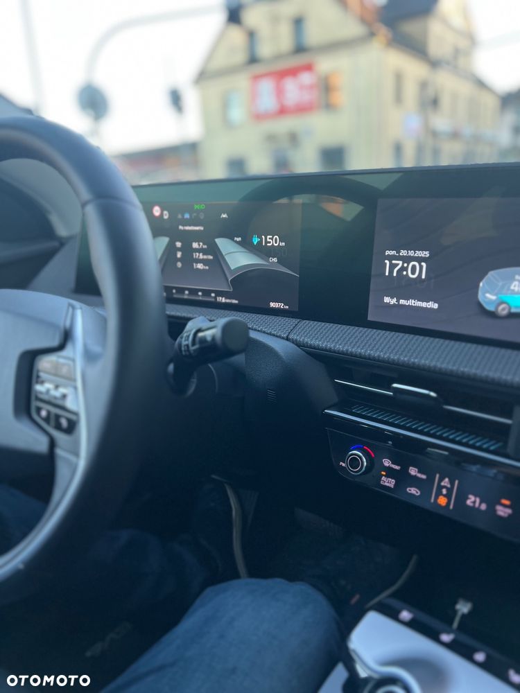 Kia EV6 77.4kWh Plus - 13