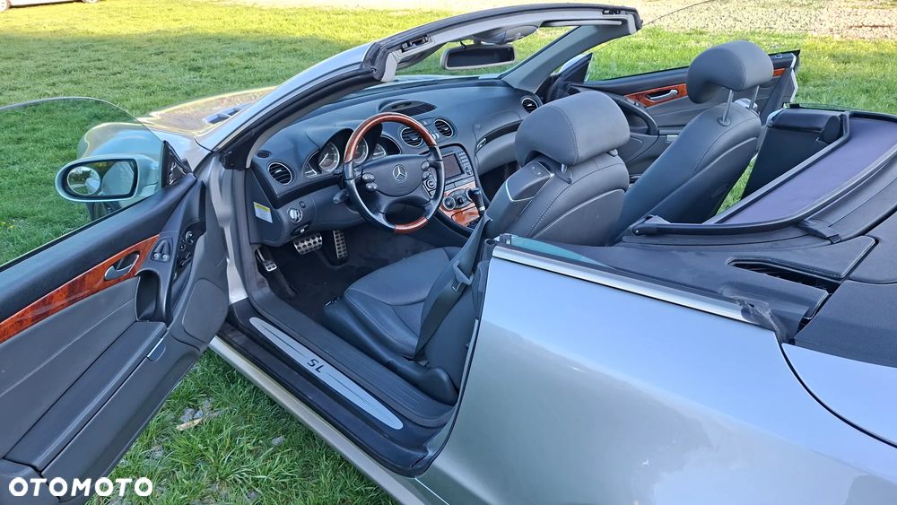 Mercedes-Benz SL 500 7G-TRONIC - 8