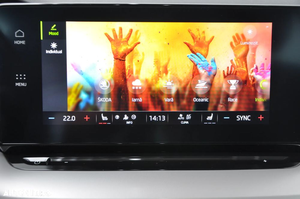 Skoda Octavia Combi 2.0 TDI DSG Ambition - 24