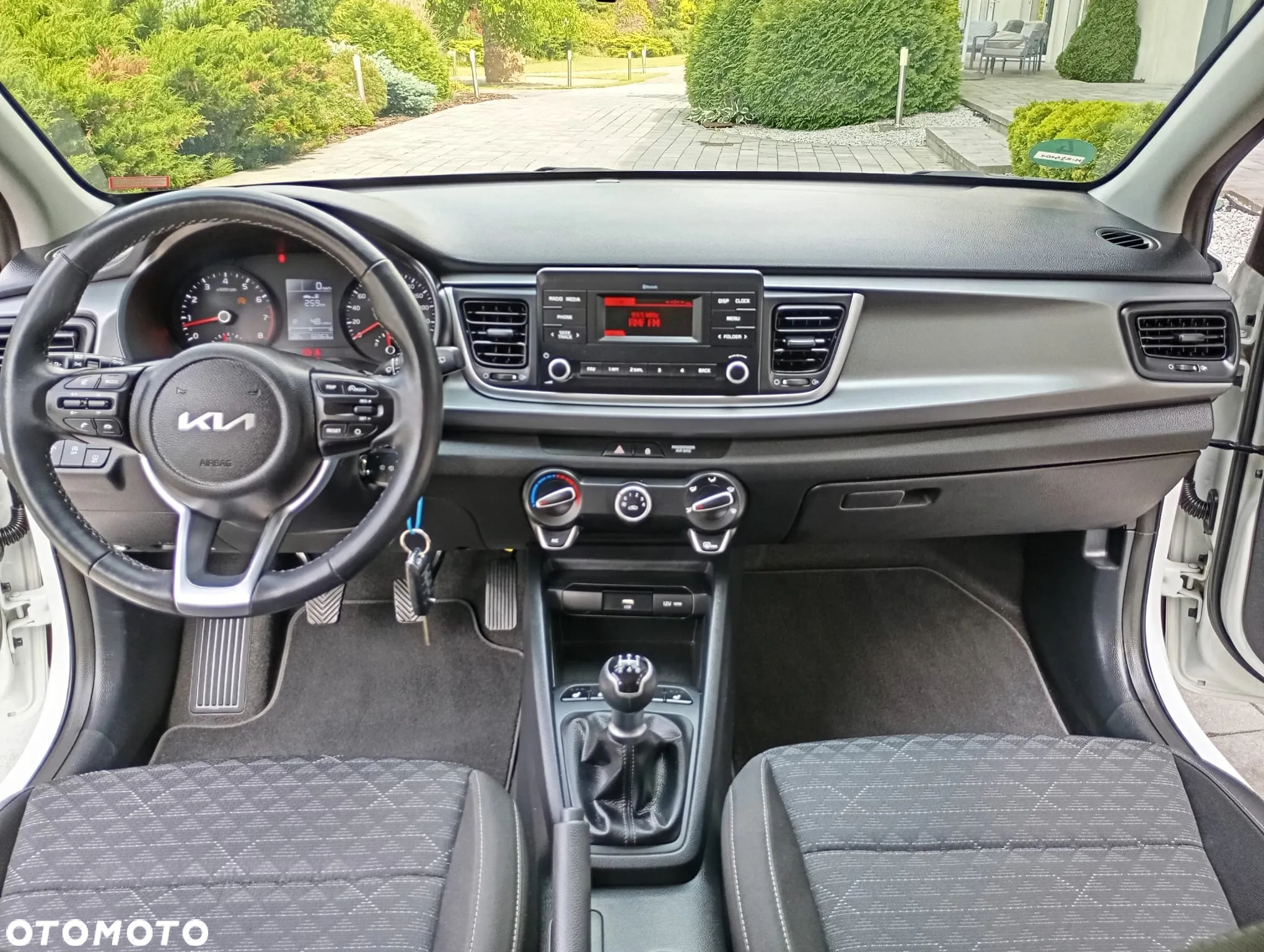 Kia Rio 1.2 L Business Line - 23