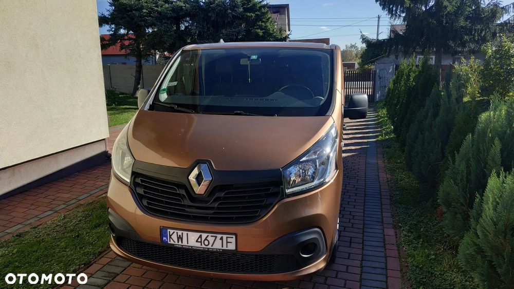 Renault Trafic 2016 photo 2